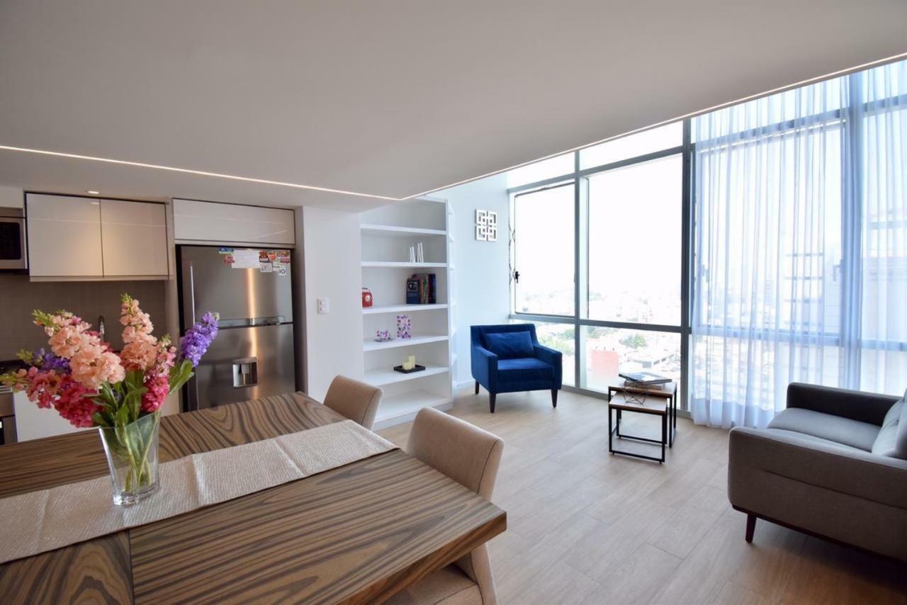 Apartment Domain Tower 12 *