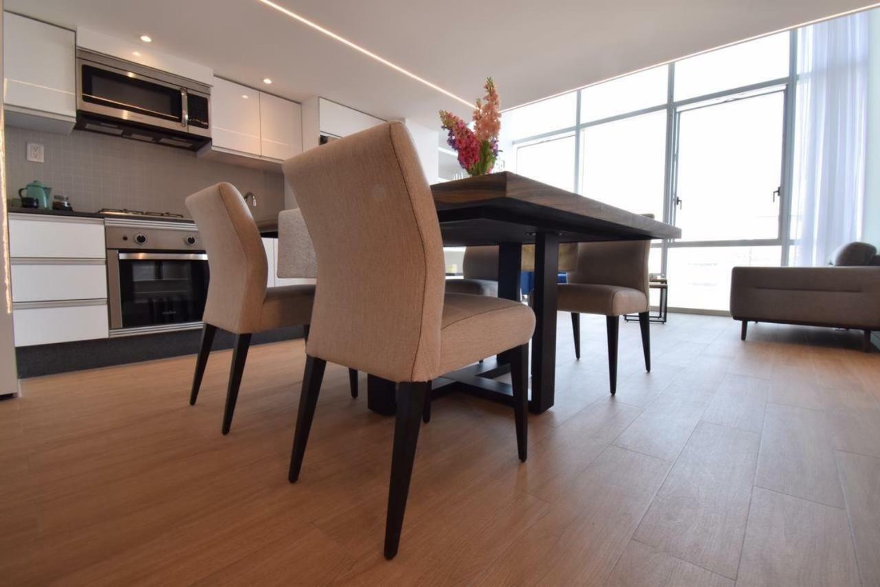 Apartment Domain Tower 12 *